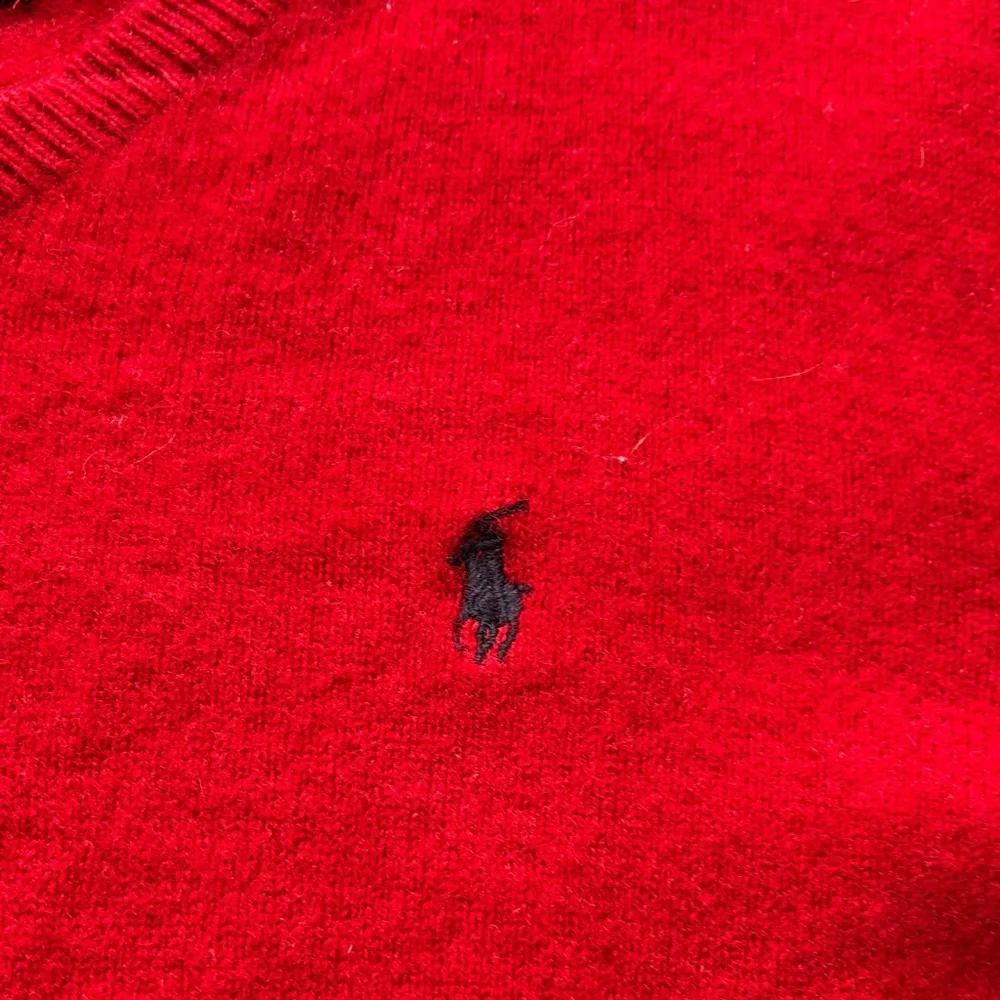 RL Polo Vibrant 100% Lambs Wool Classic Red V-Neck Sweater with Navy Polo horse - Picture 6 of 9